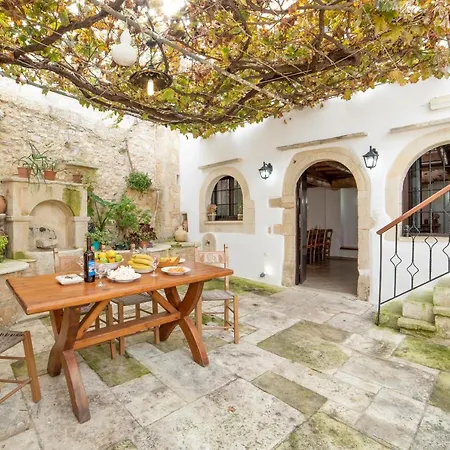 Grapevine Villa